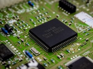 Illustrative close-up of a processor representing Oracle Google TPUs and AI cloud infrastructure
